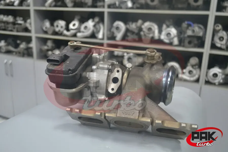 Renault / Mercedes 1.3 TCe – Fotografia 1